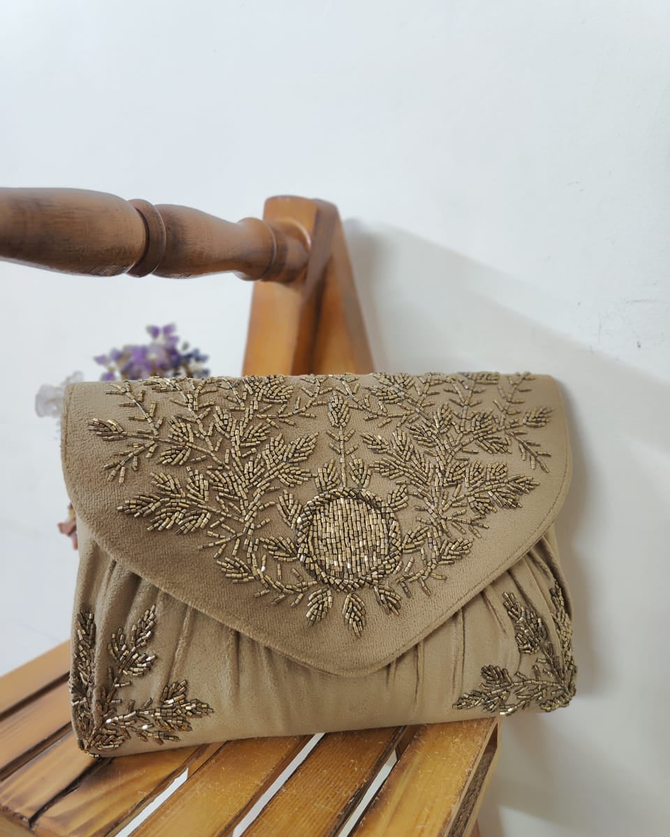 Embroidered Floral Evening Clutch with Metal Handle – Elegant Designer Party & Wedding Handbag